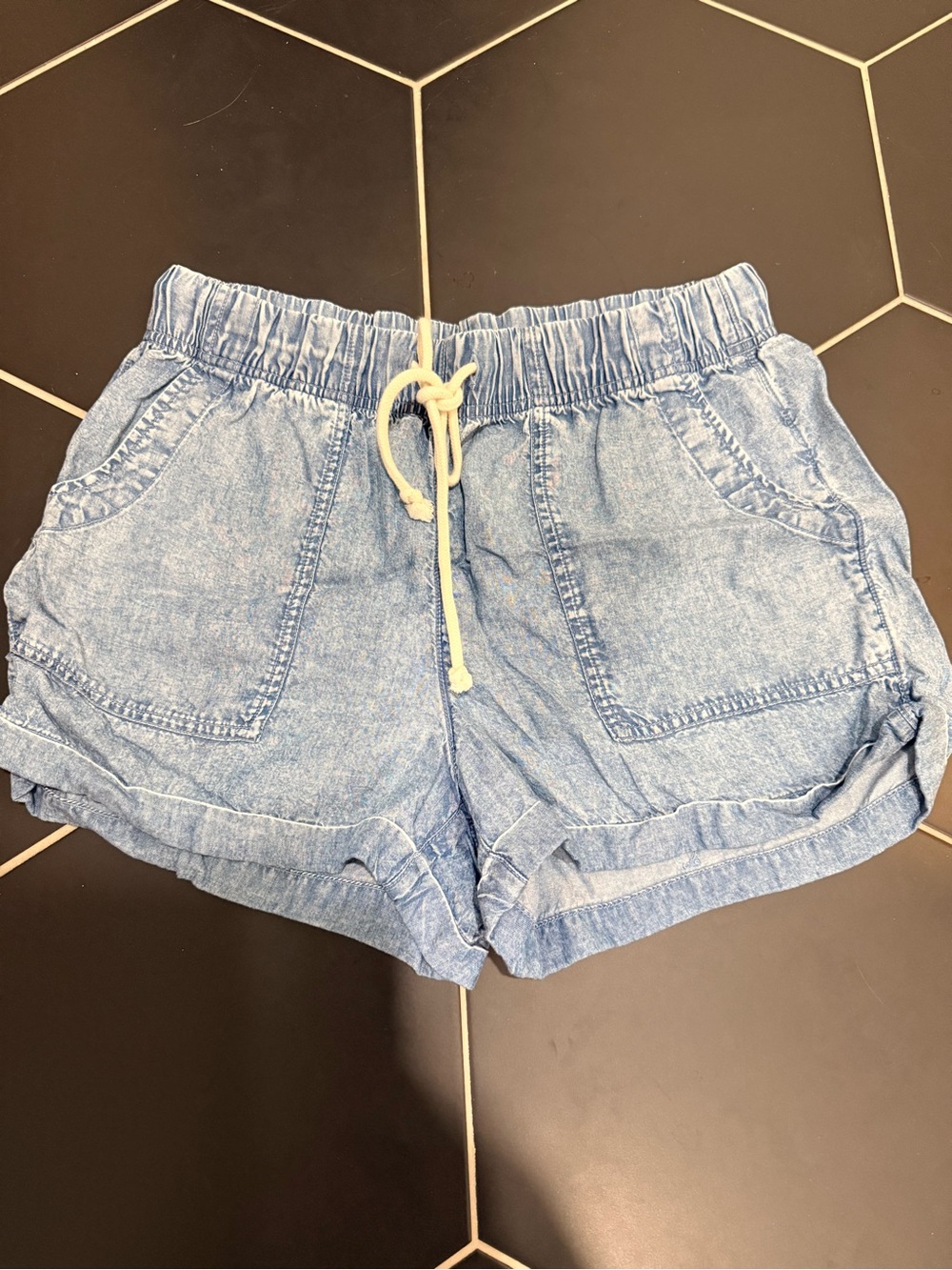 Aerie Women’s Light Blue Denim-Effect Drawstring Shorts